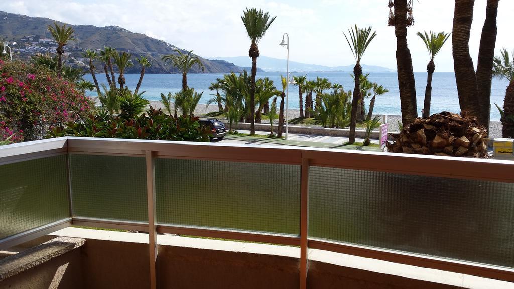 Hostal Velilla Almuñécar Esterno foto