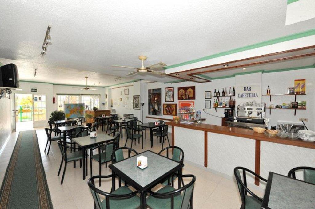 Hostal Velilla Almuñécar Esterno foto