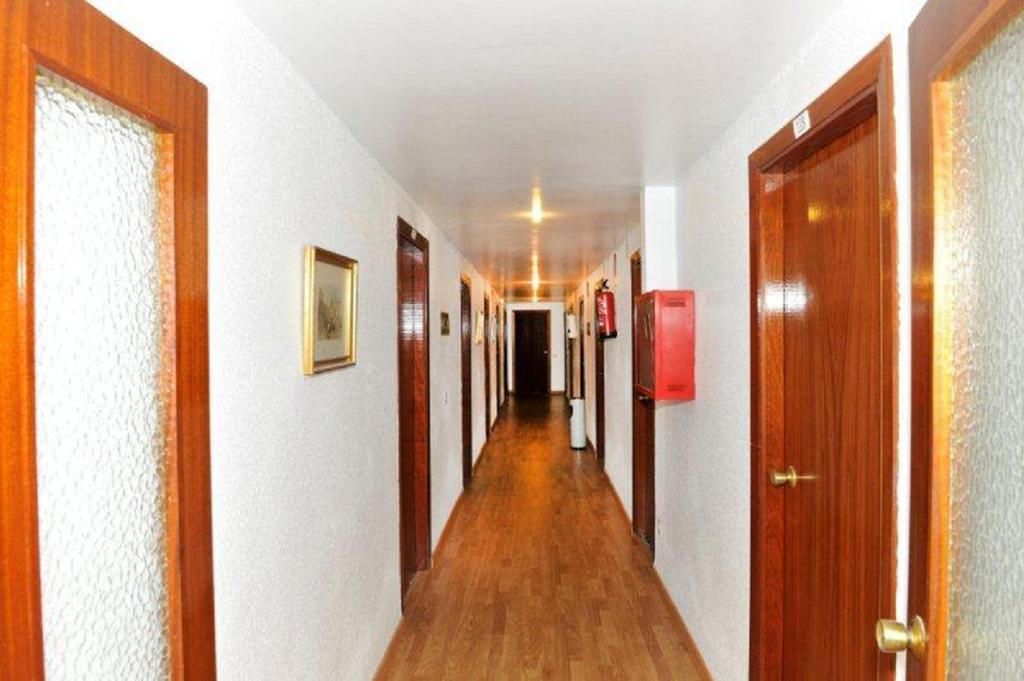 Hostal Velilla Almuñécar Esterno foto
